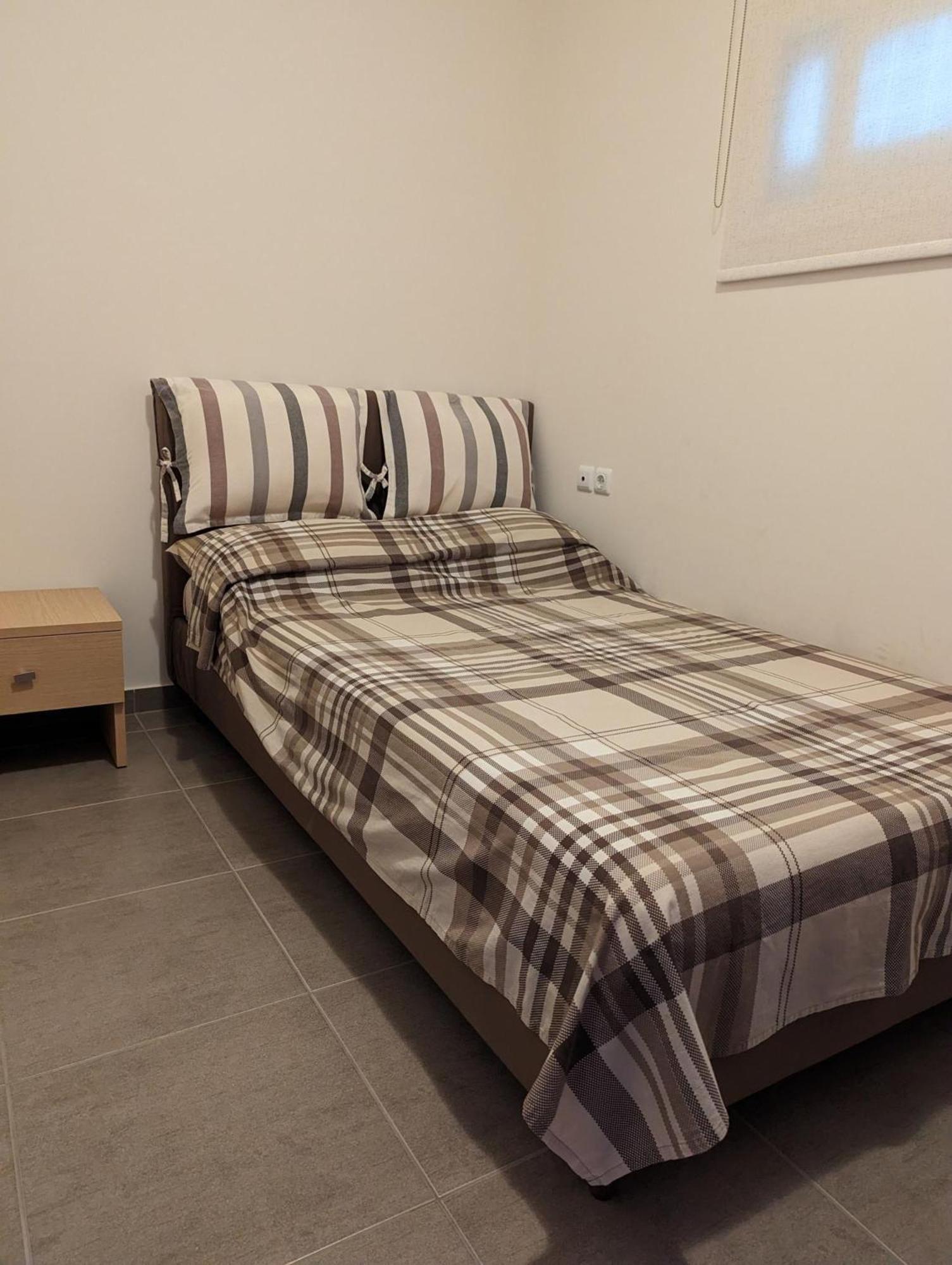 Samaras Apartments In Kamena Vourla Luaran gambar
