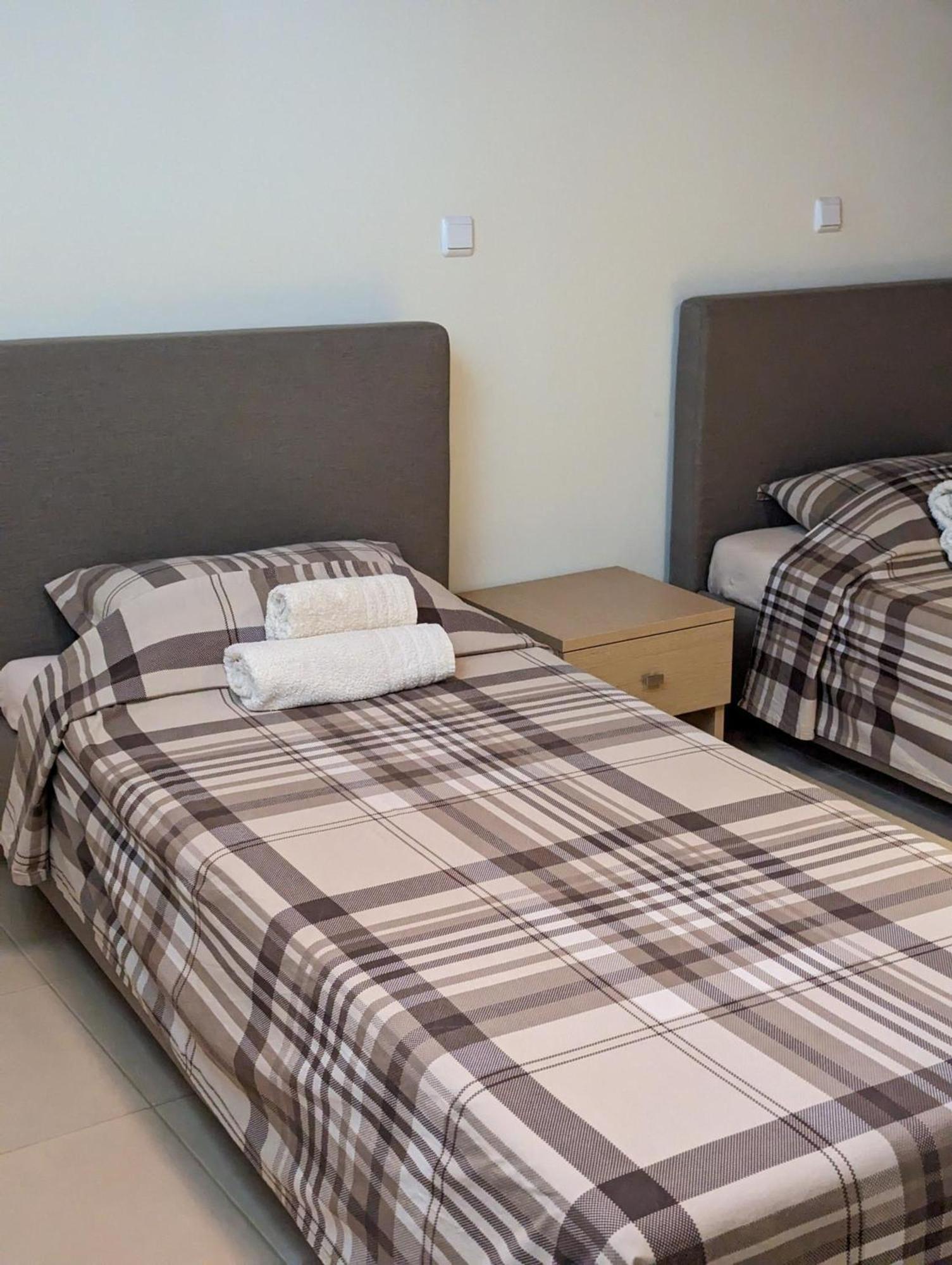Samaras Apartments In Kamena Vourla Luaran gambar