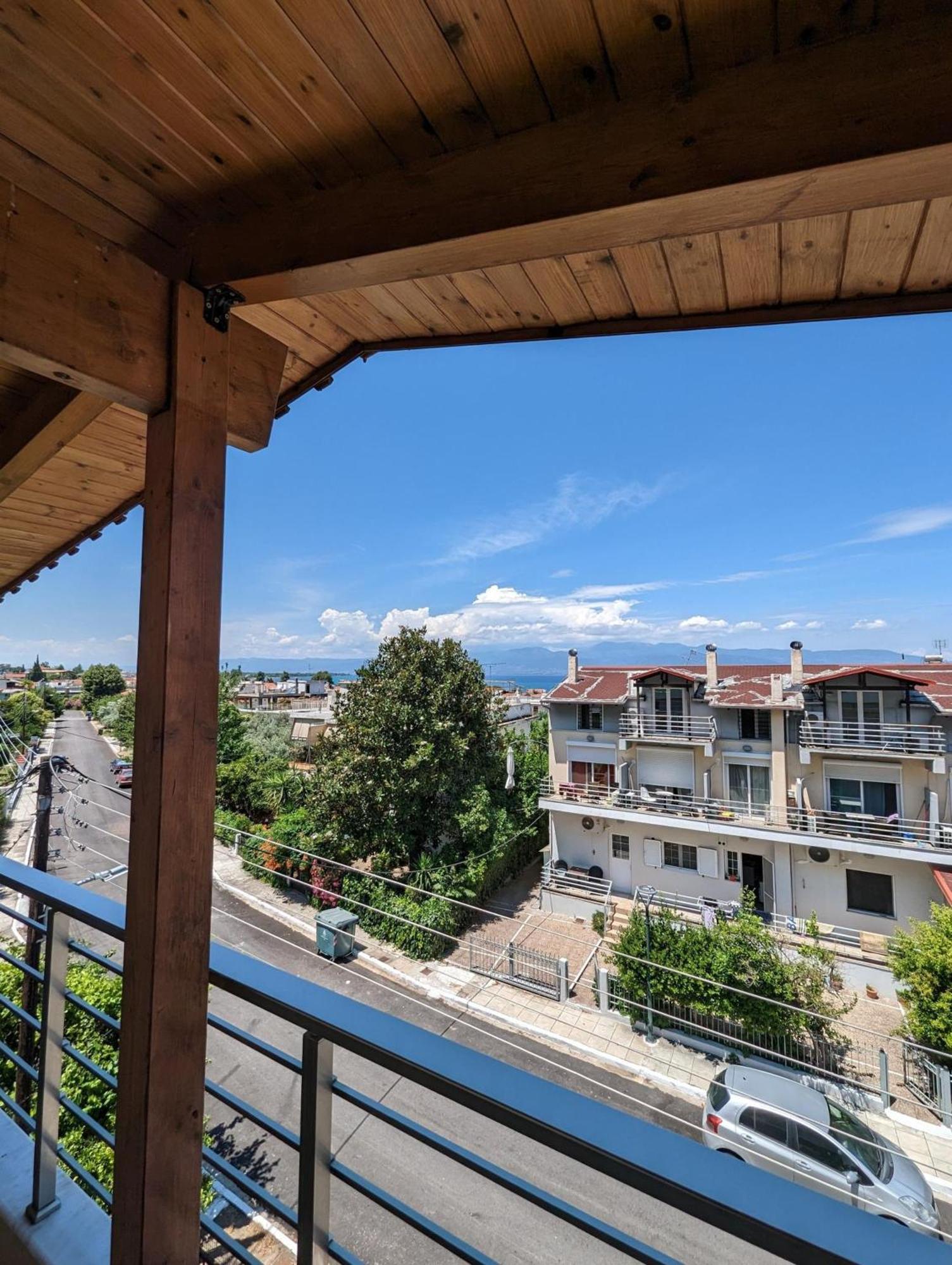 Samaras Apartments In Kamena Vourla Luaran gambar