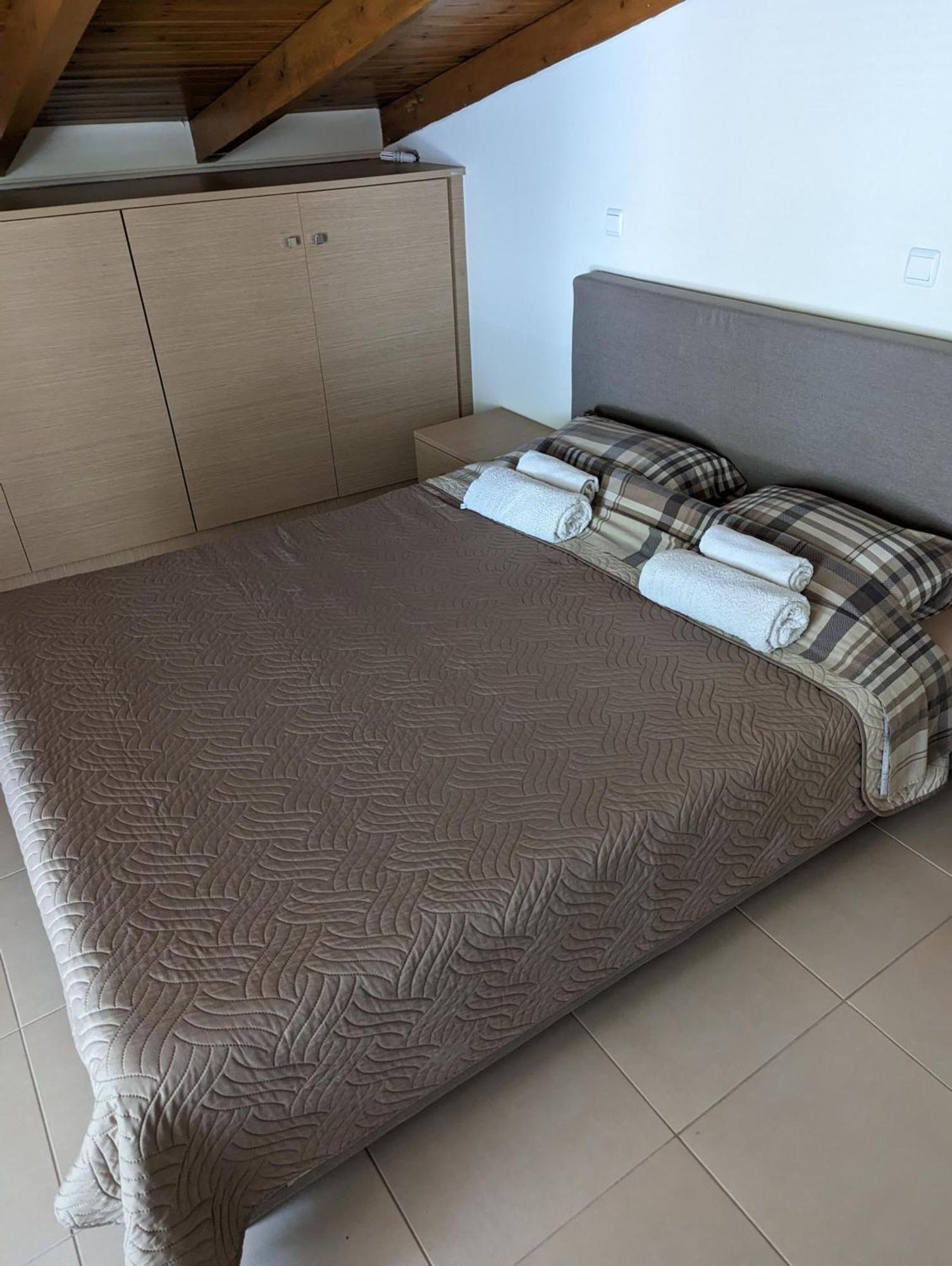 Samaras Apartments In Kamena Vourla Luaran gambar