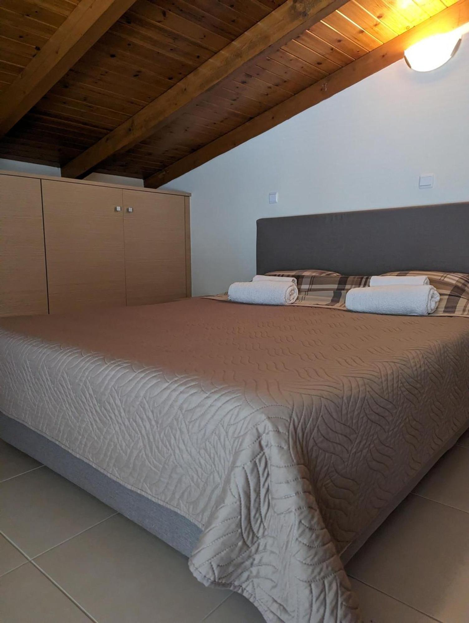 Samaras Apartments In Kamena Vourla Luaran gambar
